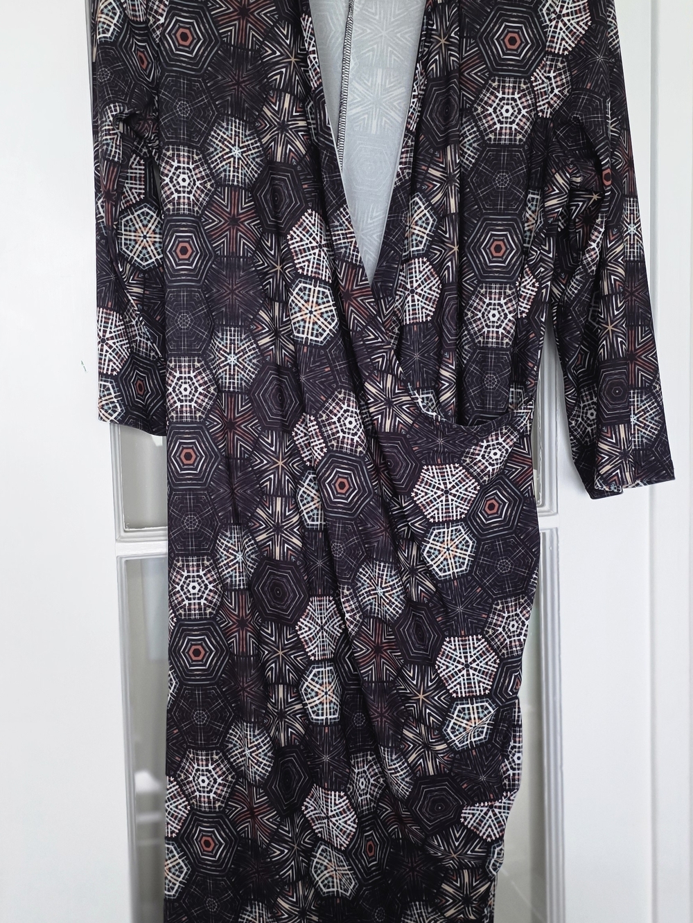 Geometric Print Wrap Dress in Black and Cream